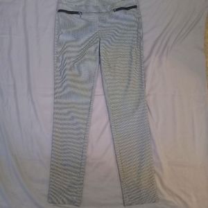 Candies M Aubrey b/w dress pants
